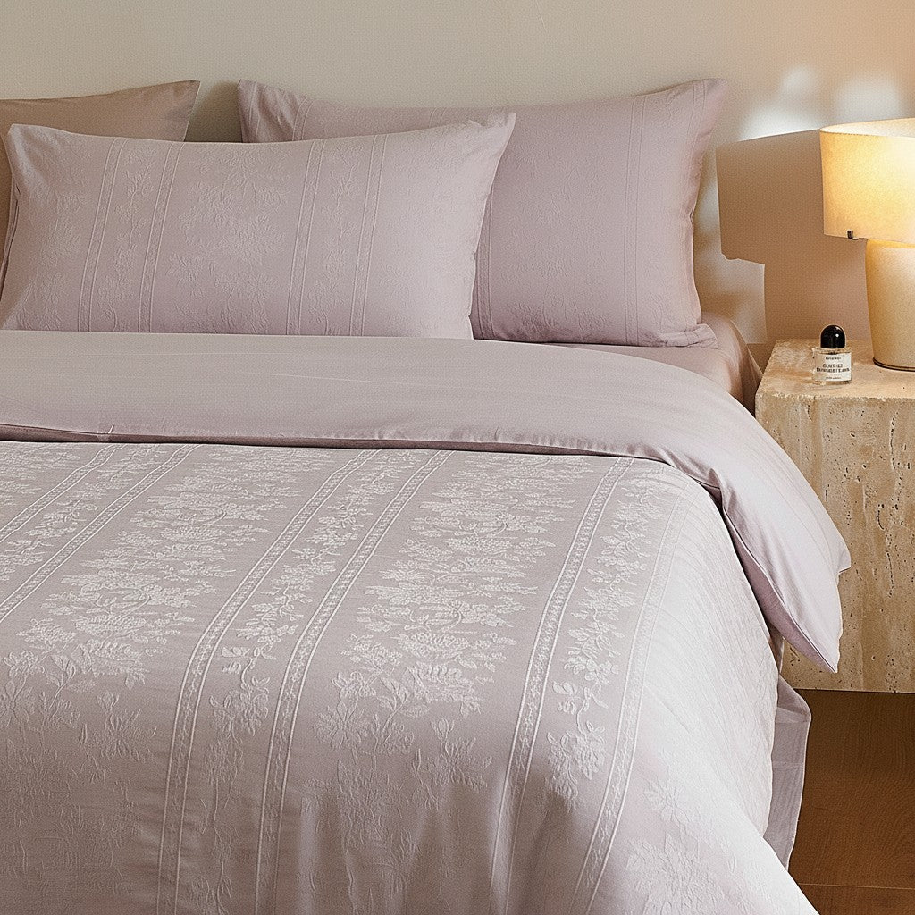 300TC Artisanal Floral Jacquard Fitted Suite: Includes Complimentary Mulberry Silk Insert