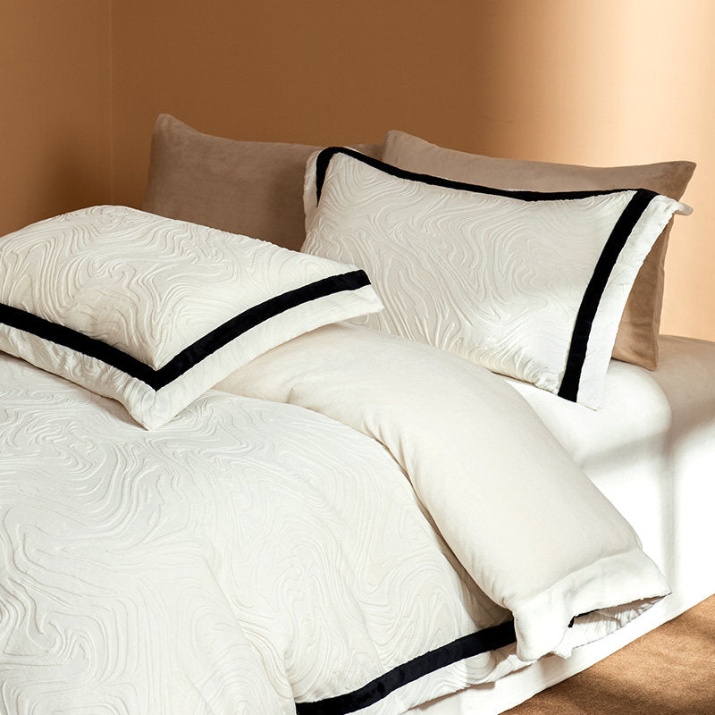 Ultra-fine Milk Velvet 4-Piece Bedding Set