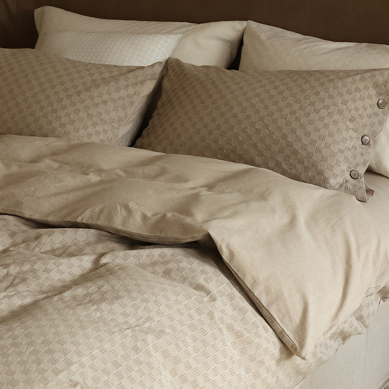 300TC Washed Cotton Checkerboard Jacquard Flat Suite: Includes Complimentary Mulberry Silk Insert