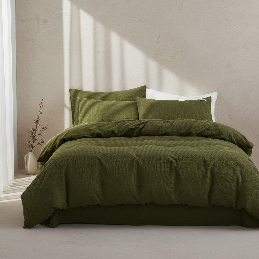 600TC Premium Waffle Texture Fitted Suite: Includes Complimentary Mulberry Silk Insert
