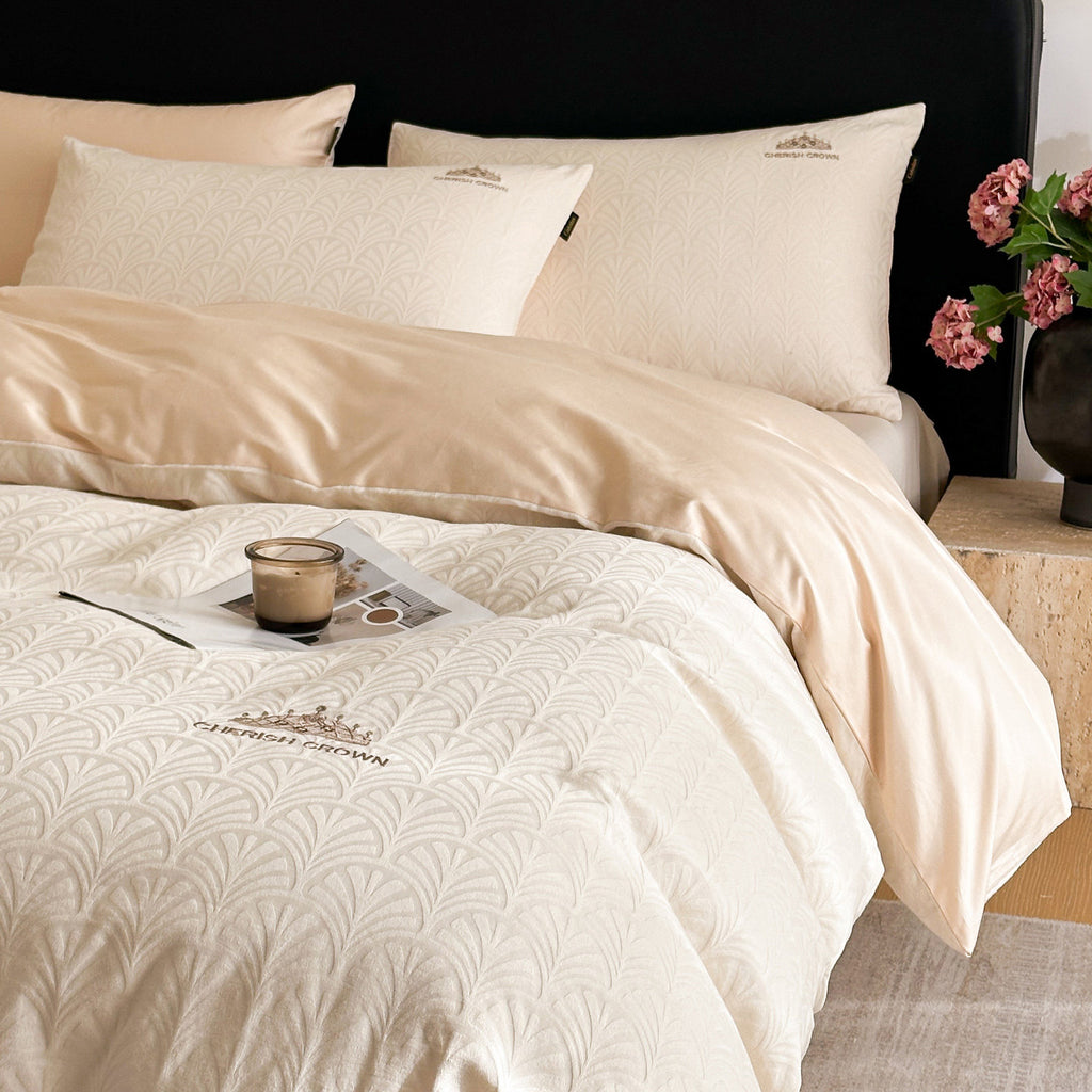 1000TC Artisanal Crown Jacquard Fitted Suite: Includes Complimentary Mulberry Silk Insert