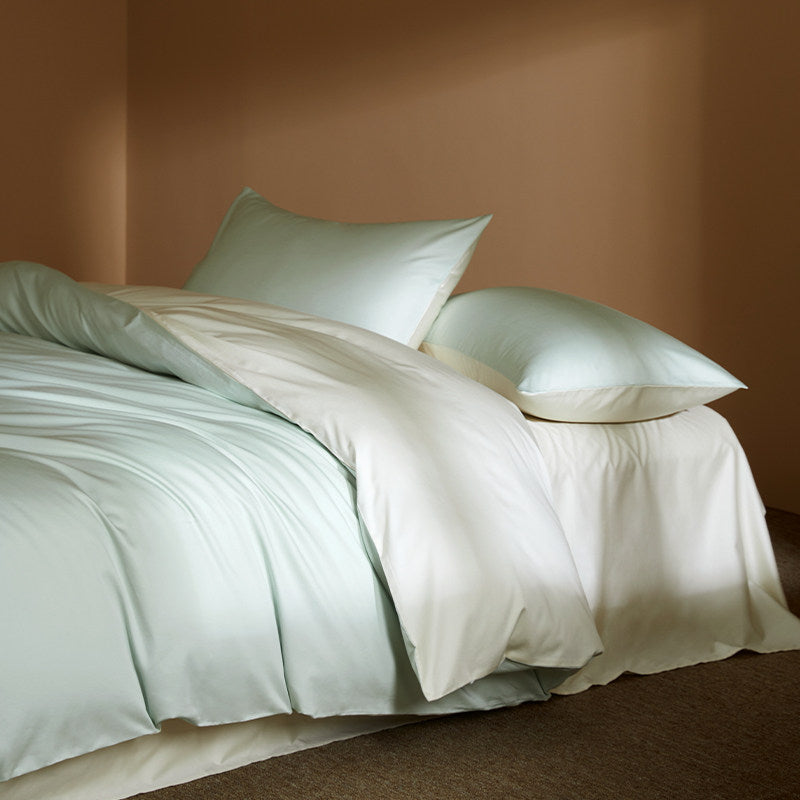 300TC Luxury Long-Staple Cotton Fitted Suite: Includes Complimentary Mulberry Silk Insert