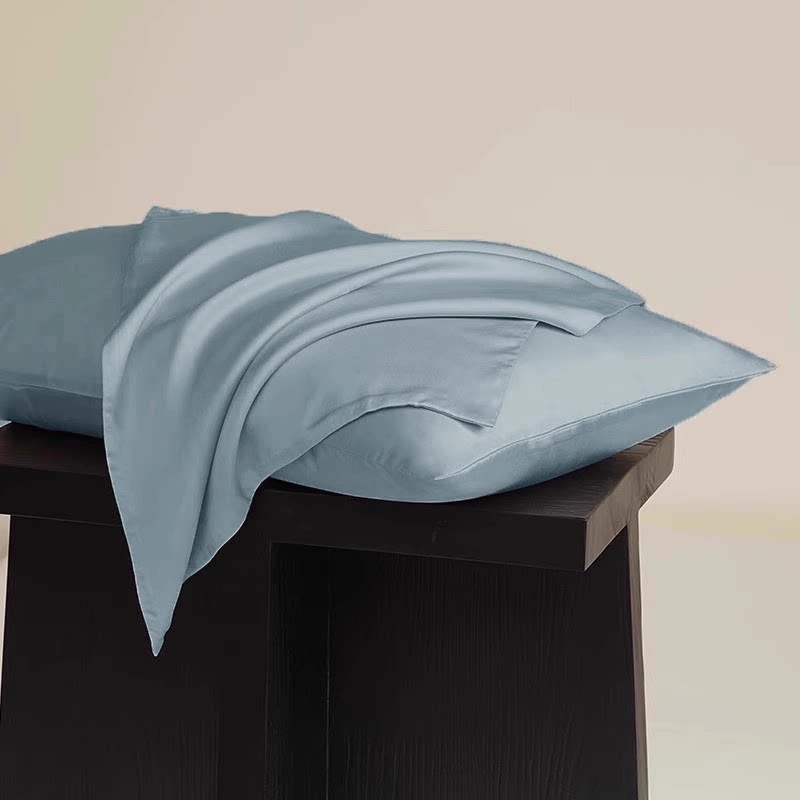 330 Thread Count Long-Staple Cotton Sateen Pillowcase– Blue Collection