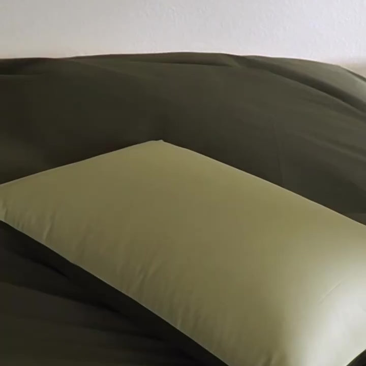 300TC Luxury Long-Staple Cotton Fitted Suite: Includes Complimentary Mulberry Silk Insert